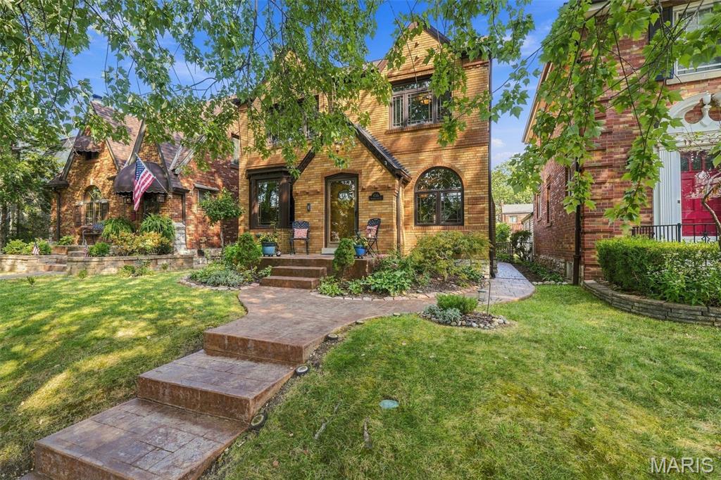 Photo of 6515 Murdoch Avenue St Louis MO 63109