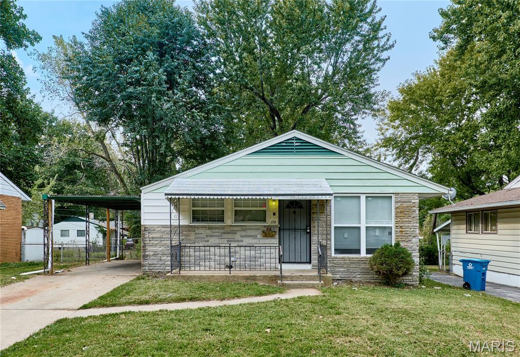Photo of 114 Monteith Circle St Louis MO 63137