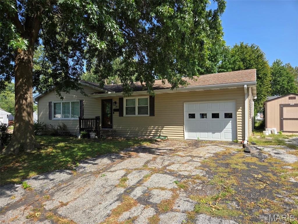 Photo of 410 S Monroe Street Monroe City MO 63456