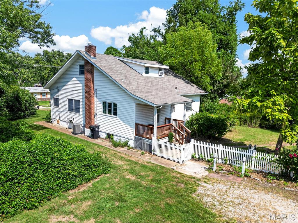Photo of 446 Sappington Barracks Road Unincorporated MO 63125