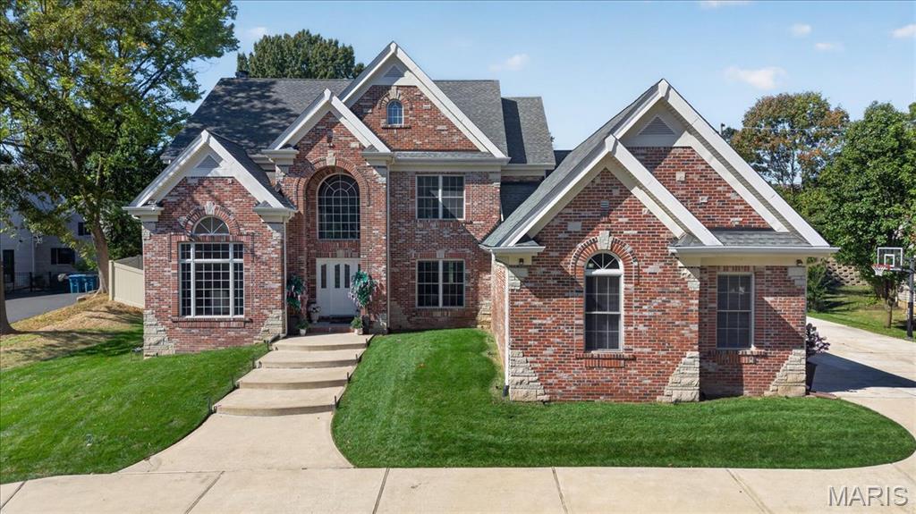 Photo of 821 N Spoede Road Creve Coeur MO 63141