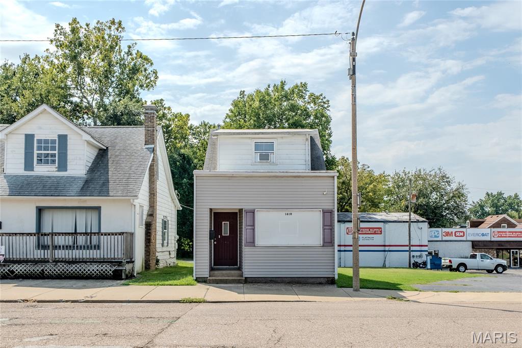 Photo of 1610 W Main Street Belleville IL 62220