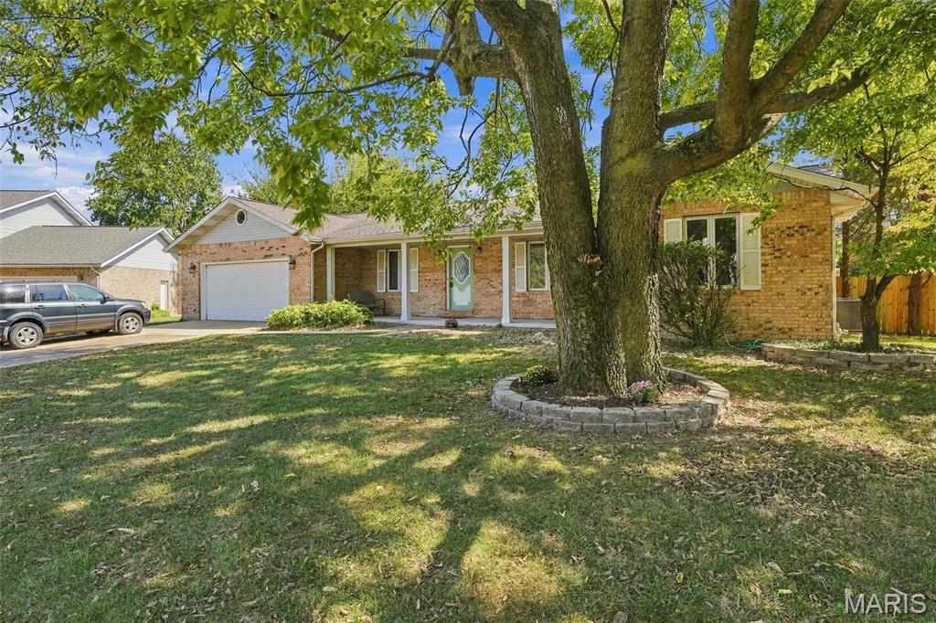 Photo of 1727 Meadow Lane Edwardsville IL 62025