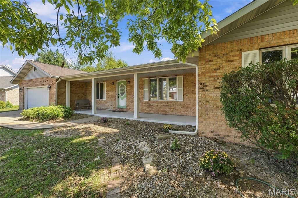 Photo of 1727 Meadow Lane Edwardsville IL 62025