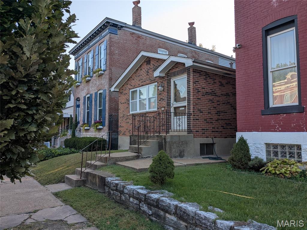 Photo of 6110 Virginia Avenue St Louis MO 63111