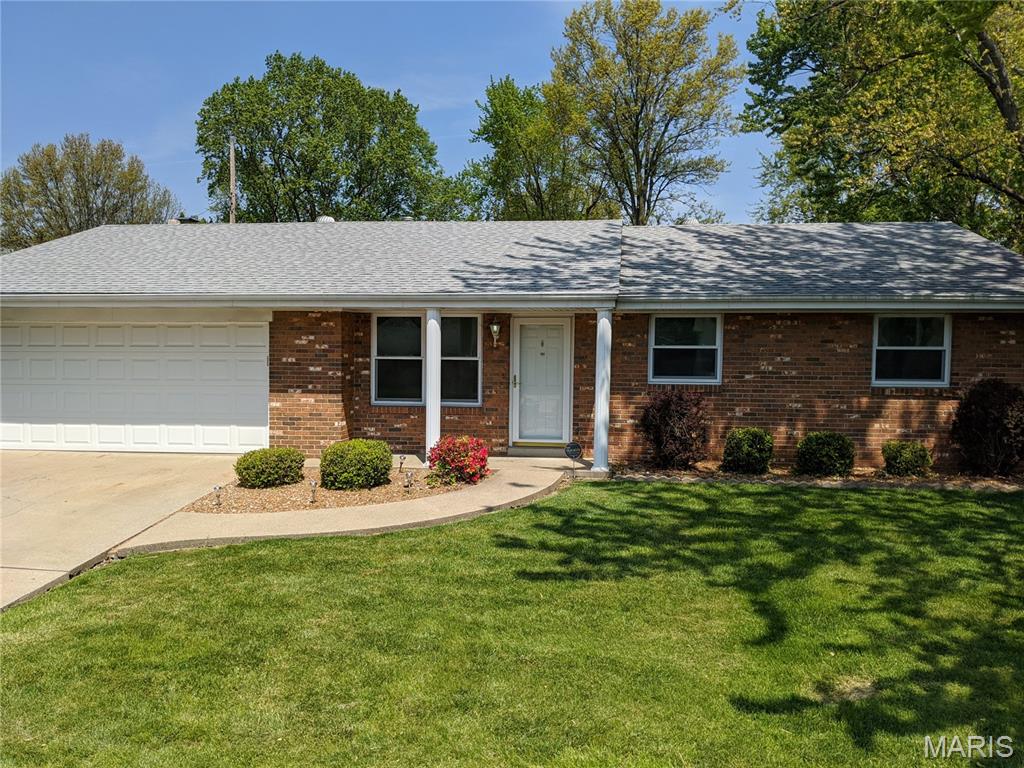 Photo of 213 Lakeland Boulevard Swansea IL 62226