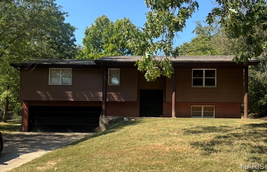 Photo of 1953 Carolina Lane Cape Girardeau MO 63701