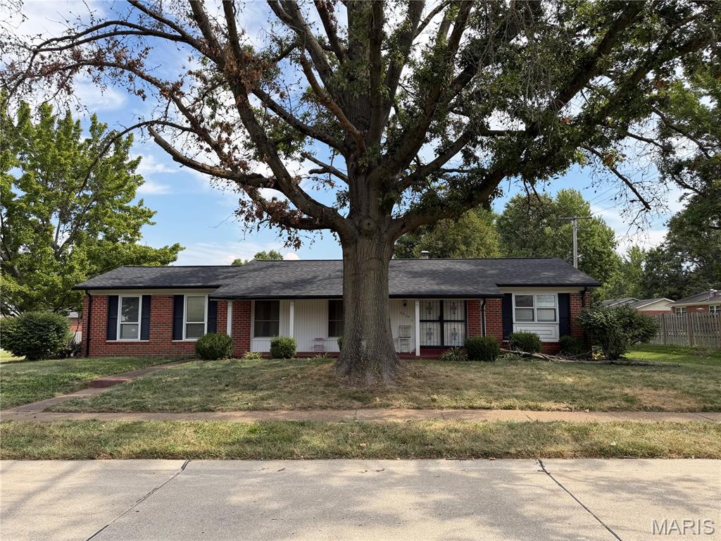 Photo of 3030 Wellington Drive Florissant MO 63033
