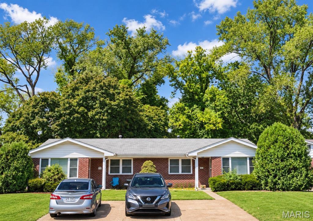 Photo of 999 Cole Boulevard St Charles MO 63301