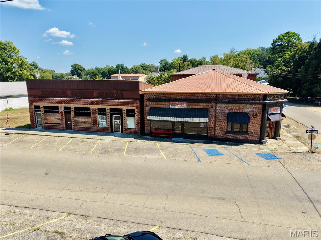 Photo of 390 Main Street Ellington MO 63638