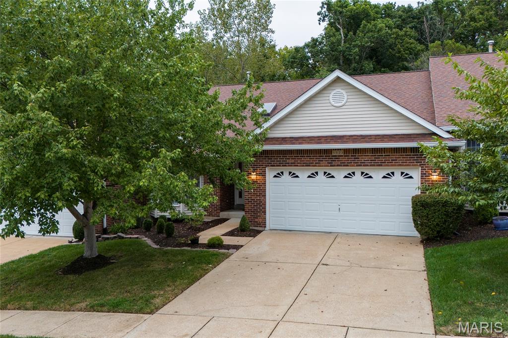Photo of 5523 Heatherbluff Court St Louis MO 63128