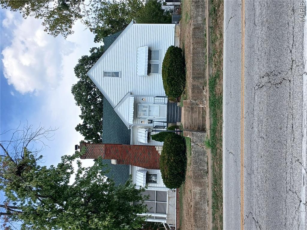 Photo of 812 W Miller Street De Soto MO 63020