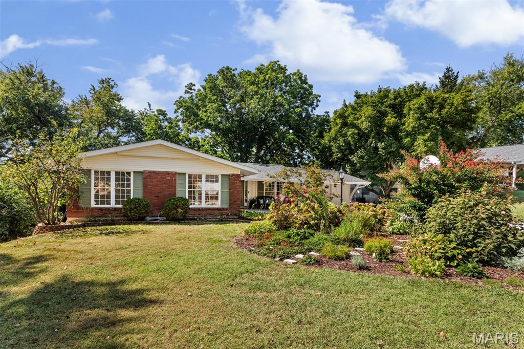 Photo of 12150 Lake Meade Drive St Louis MO 63146