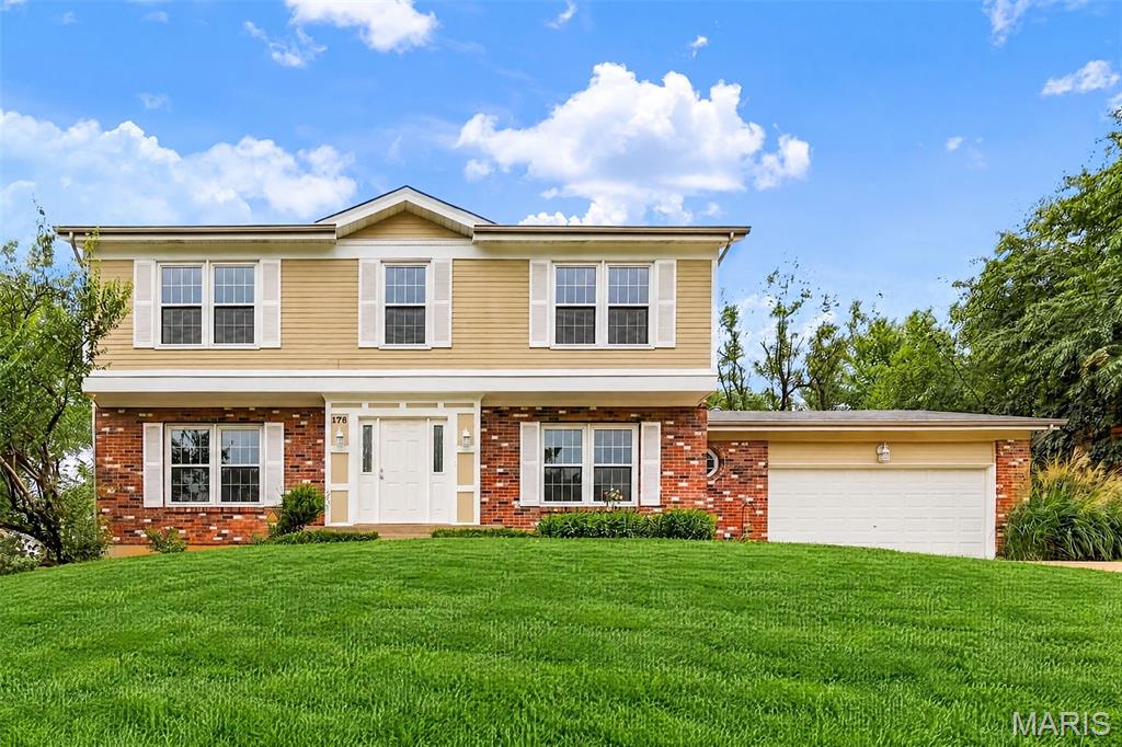 Photo of 176 Spring Oaks Drive Ballwin MO 63011