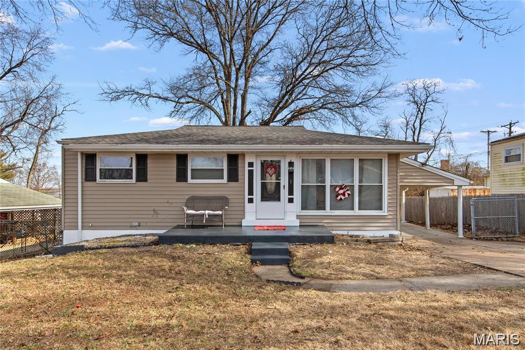 Photo of 10044 Pepper Lane St Louis MO 63136