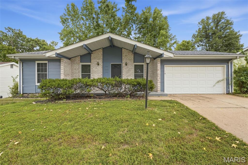 Photo of 6766 Lesli Mari Court Florissant MO 63033