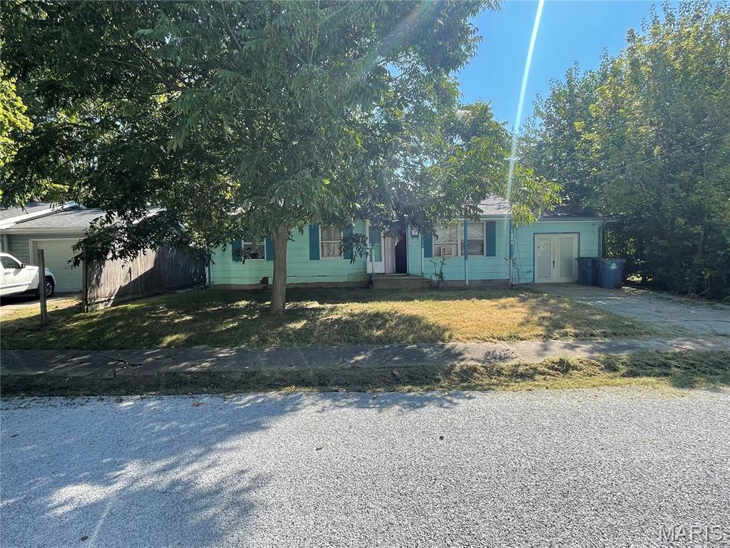 Photo of 1206 N Glendale Benton IL 62812