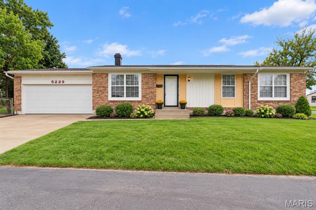 Photo of 5229 Lakewood Avenue St Louis MO 63123