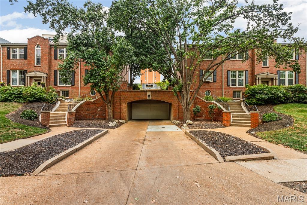 Photo of 827 Westwood Drive #3E Clayton MO 63105
