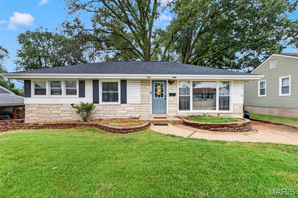Photo of 10331 Saint Katherine Lane St Ann MO 63074