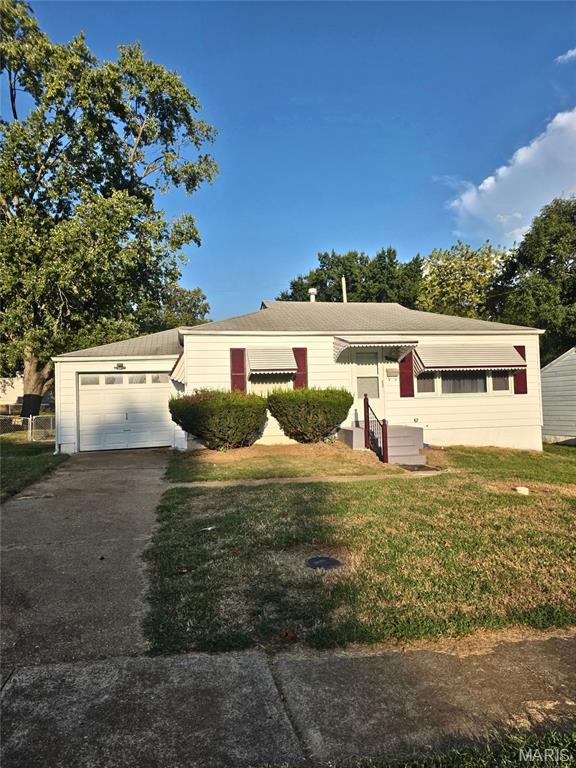 Photo of 10140 Cabot Drive Bellefontaine Nghbrs MO 63137