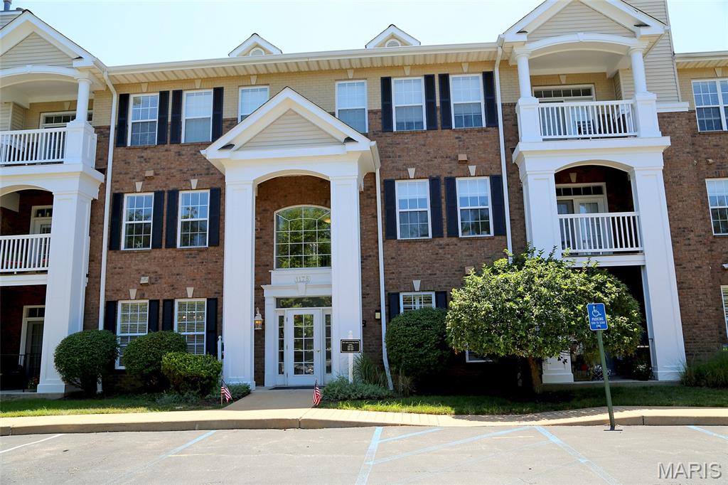 Photo of 1175 Mill Crossing Drive #107 Creve Coeur MO 63141