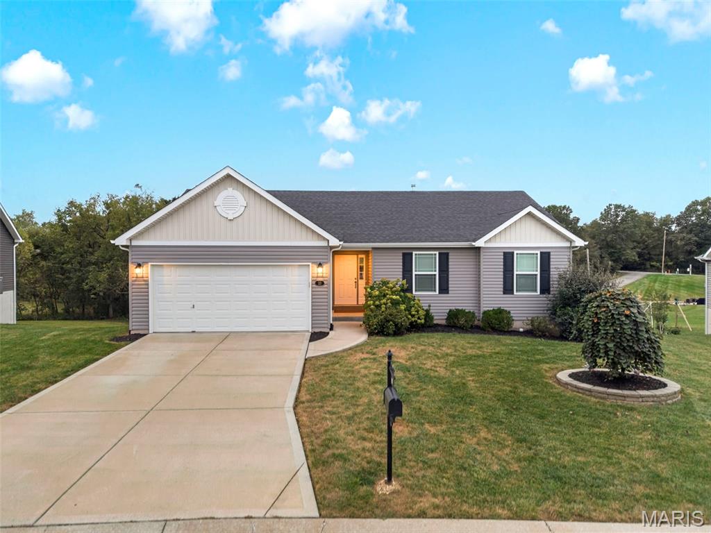 Photo of 10 Majestic Lakes Court Moscow Mills MO 63362