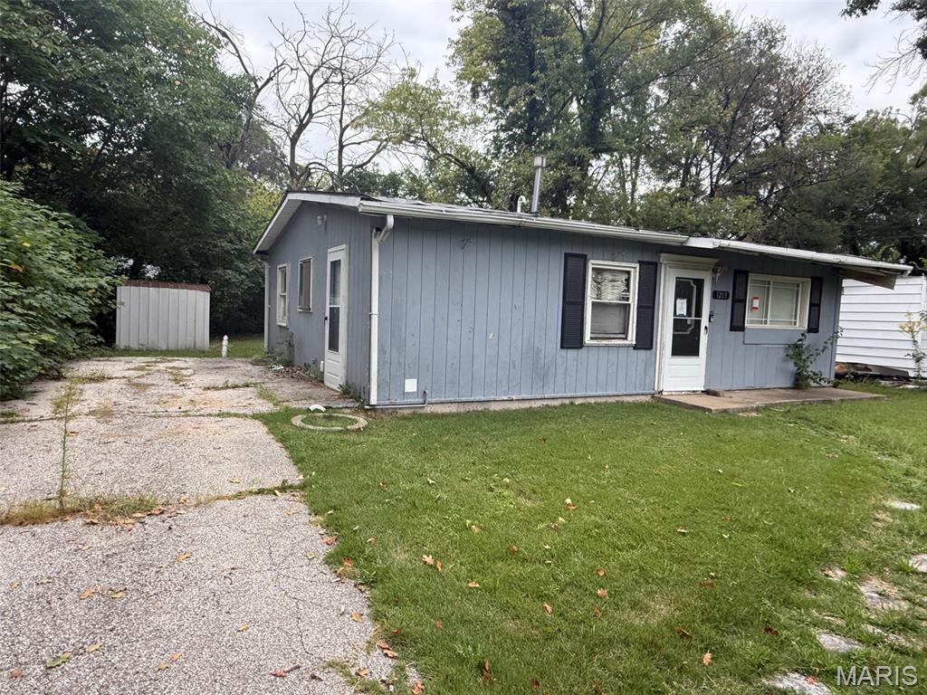 Photo of 1213 Saint Stephens Drive Cahokia IL 62206