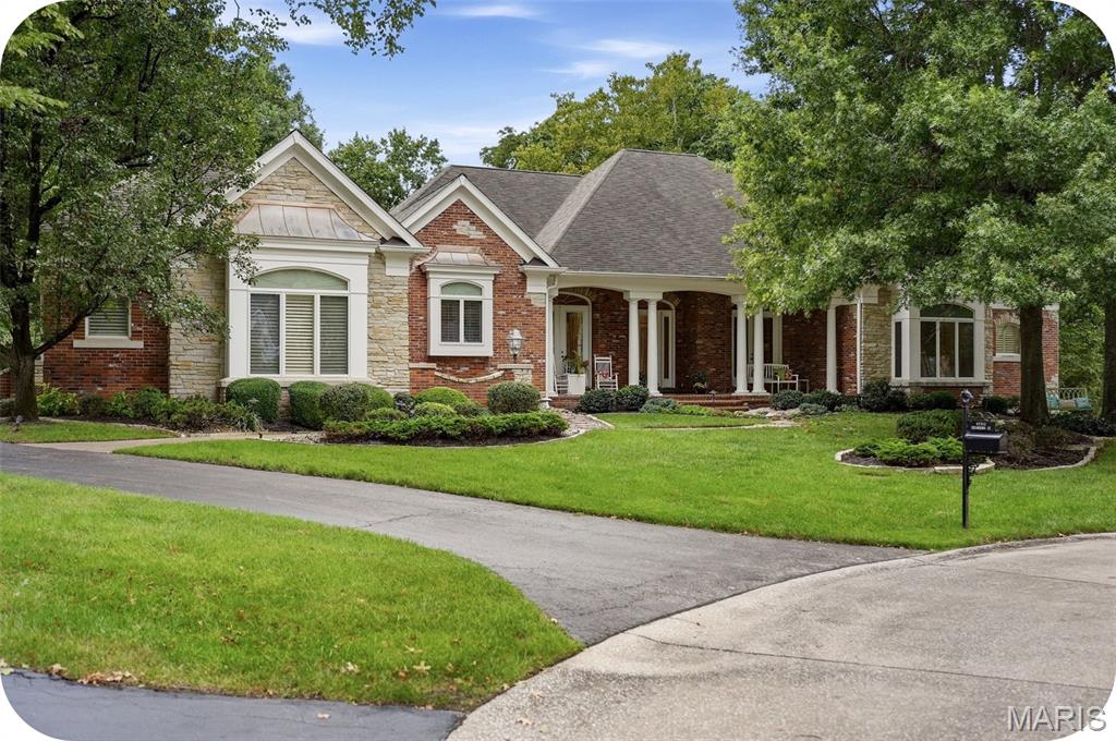 Photo of 17712 Sugarberry Court Chesterfield MO 63005