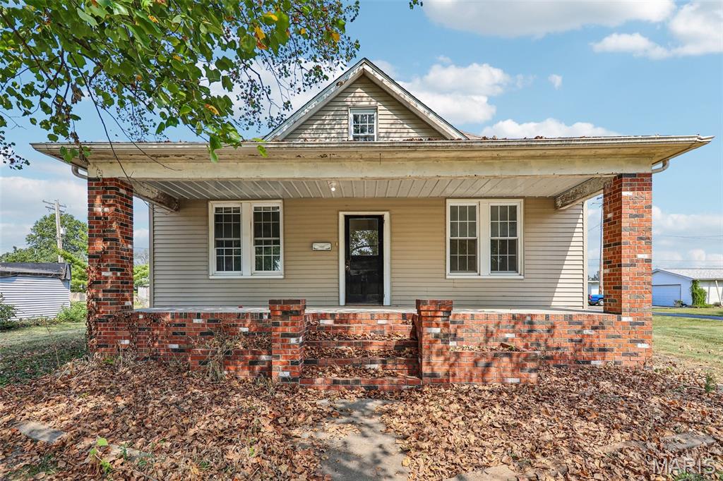 Photo of 509 E 4th North Street Mount Olive IL 62069
