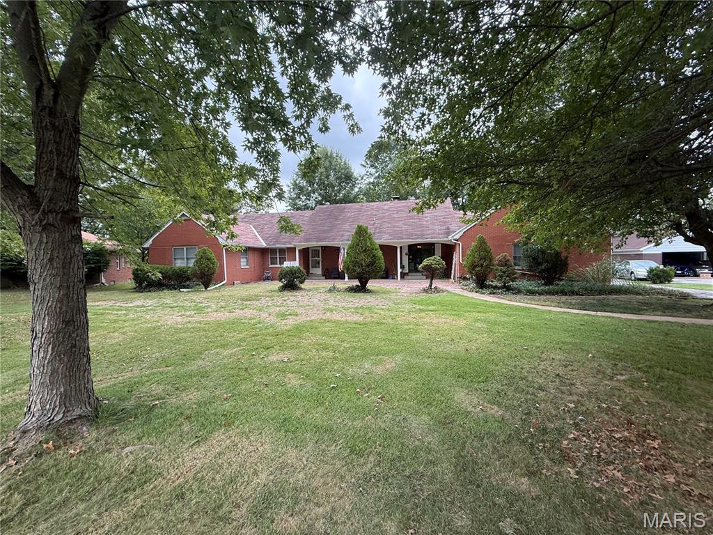 Photo of 24 Weinel Drive Fairview Heights IL 62208