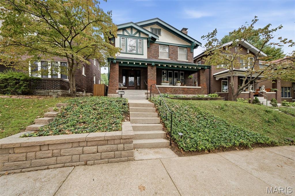 Photo of 7043 Pershing Avenue University City MO 63130