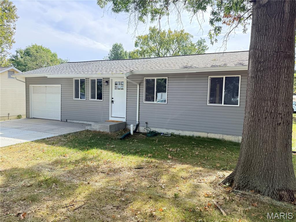 Photo of 800 Flora Avenue Warrenton MO 63383