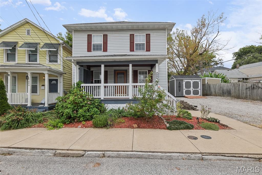 Photo of 810 Liberty Street Alton IL 62002