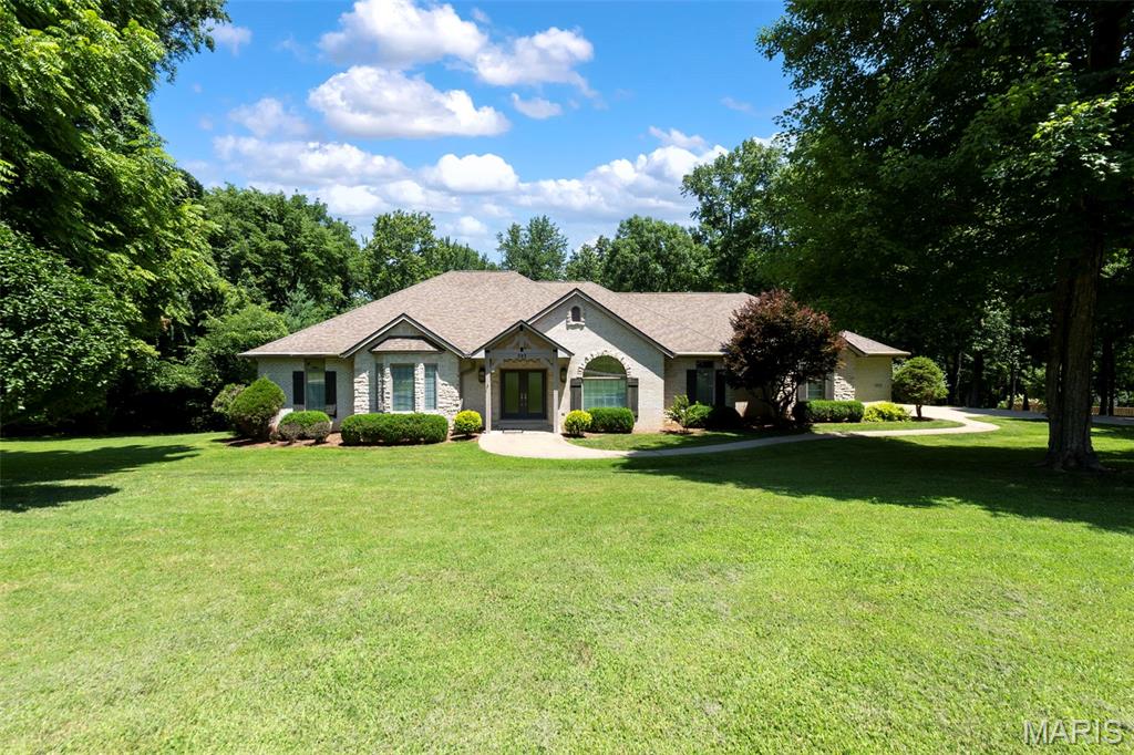 Photo of 393 Kensington Lane Cape Girardeau MO 63701