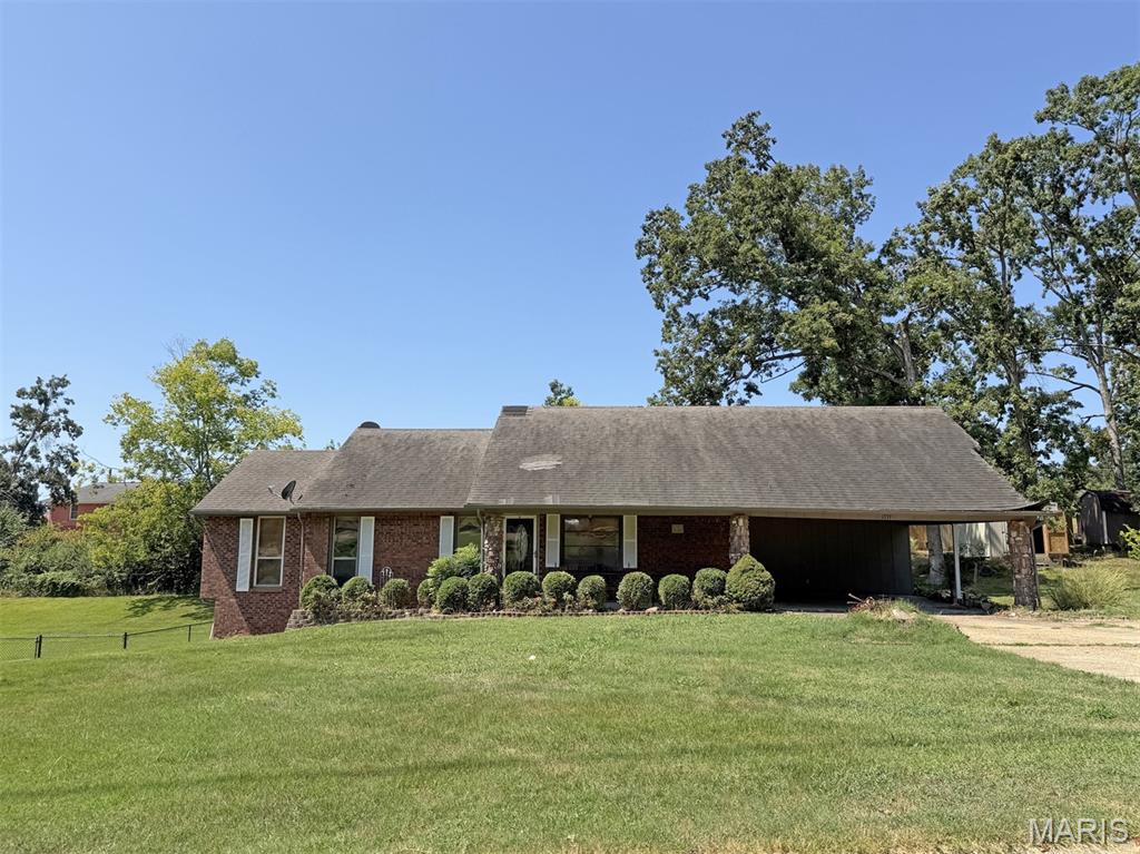 Photo of 2033 Meadows Road Poplar Bluff MO 63901