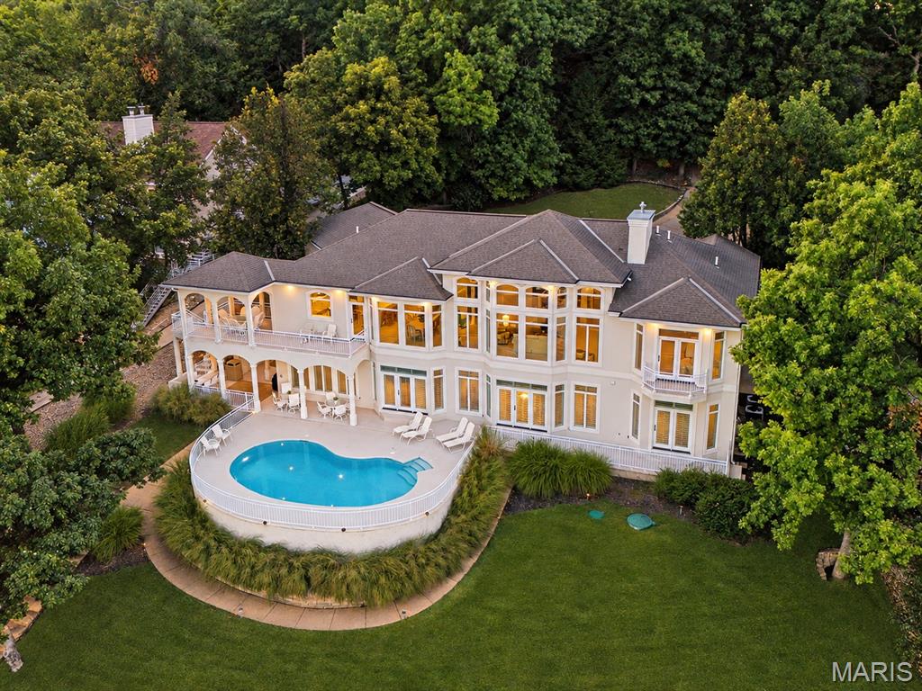 Photo of 302 Crown Point Drive Four Seasons MO 65049