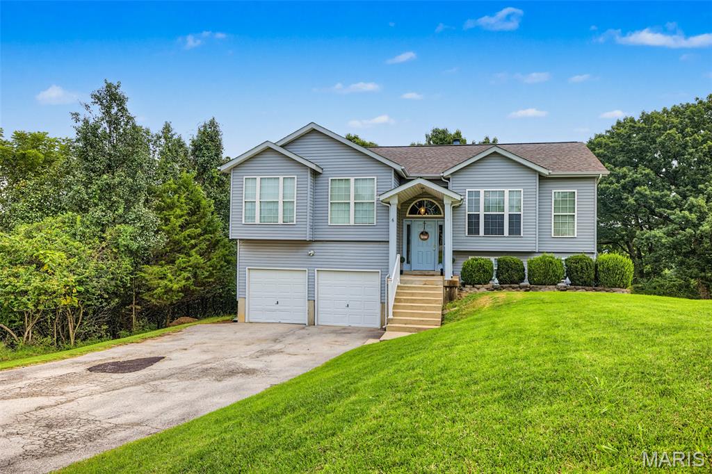 Photo of 6 Club Court High Ridge MO 63049