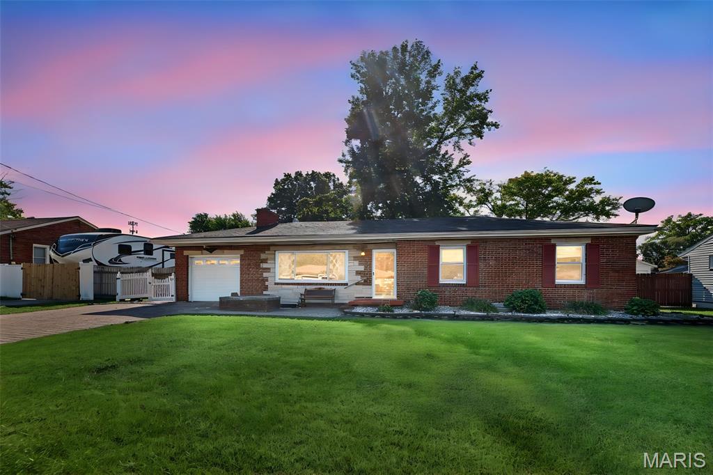 Photo of 46 N Circle Drive East Alton IL 62024