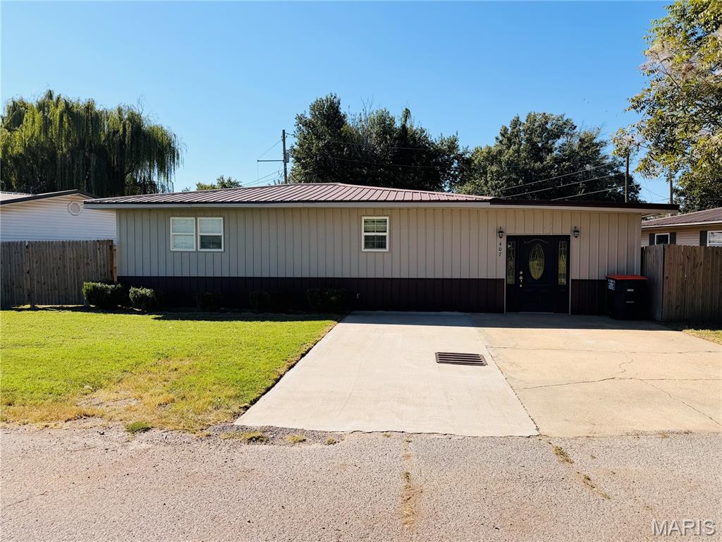 Photo of 407 N Short Street Advance MO 63730