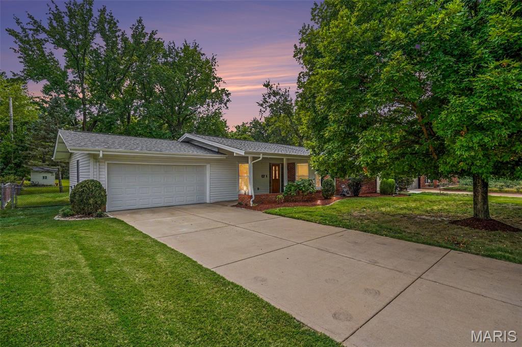Photo of 12540 Starspur Lane St Louis MO 63146