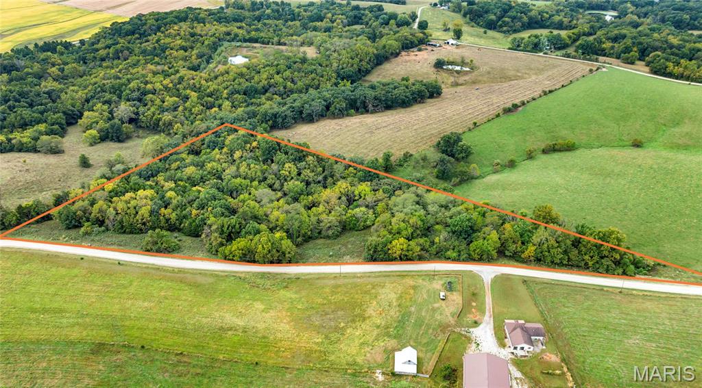 Photo of 7924 County Road 453 Mokane MO 65059