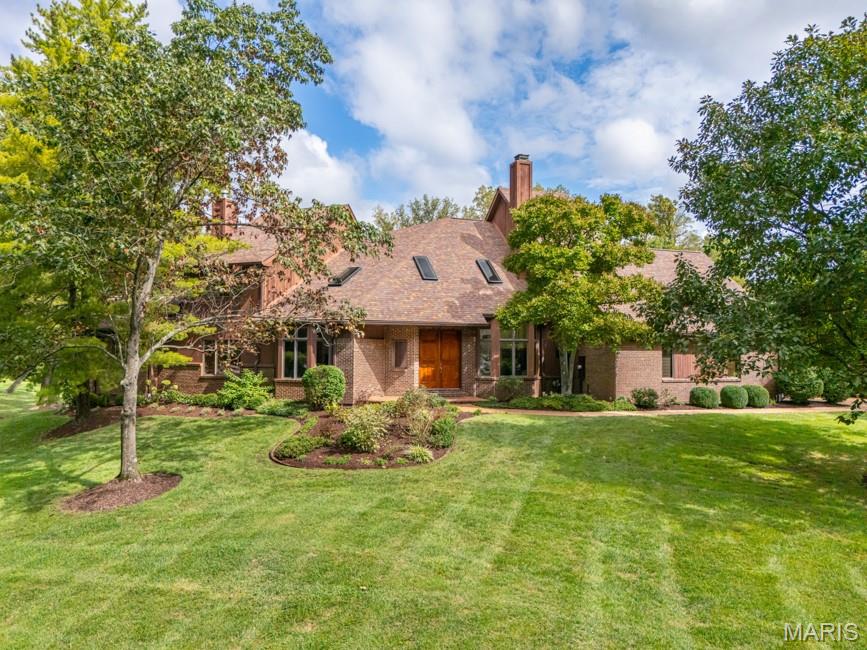 Photo of 18 Overbrook Drive Ladue MO 63124
