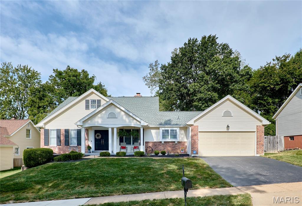 Photo of 1843 Shadywood Court Chesterfield MO 63017
