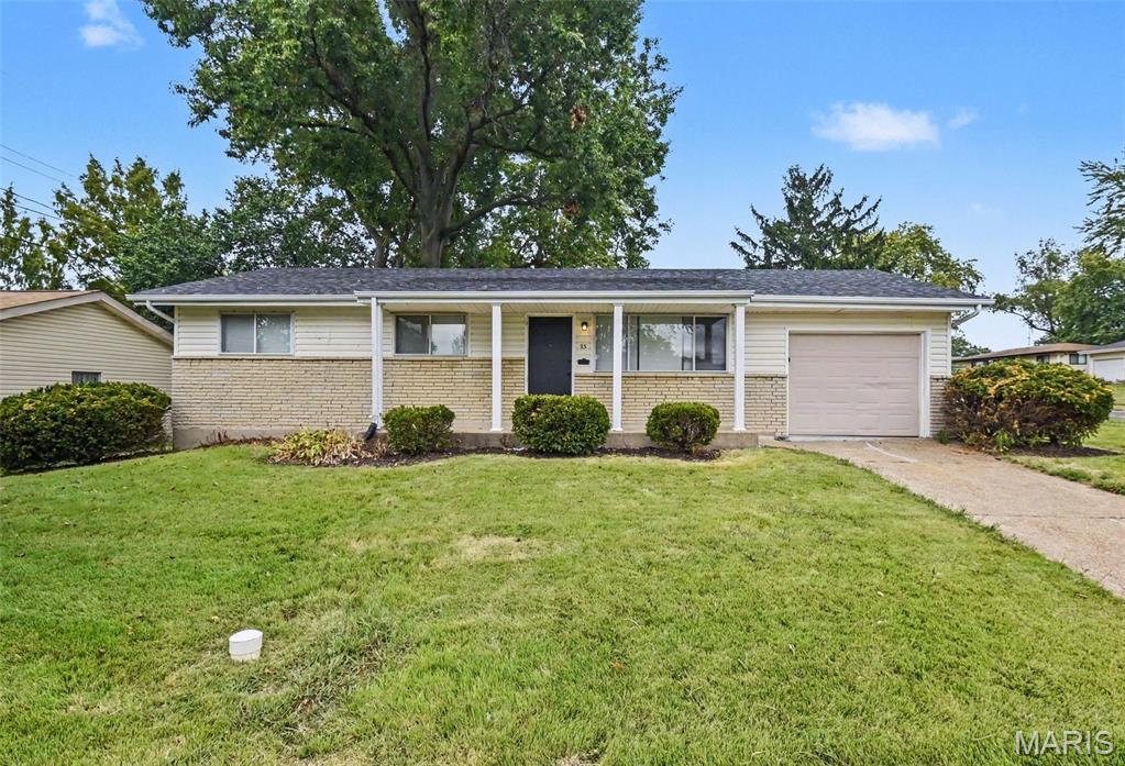 Photo of 95 Sackett Drive Florissant MO 63033