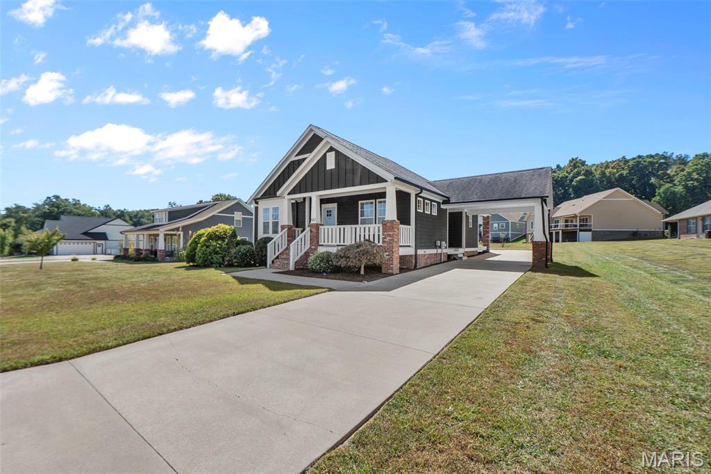 Photo of 557 Cloverdale Ranch Road Cape Girardeau MO 63701