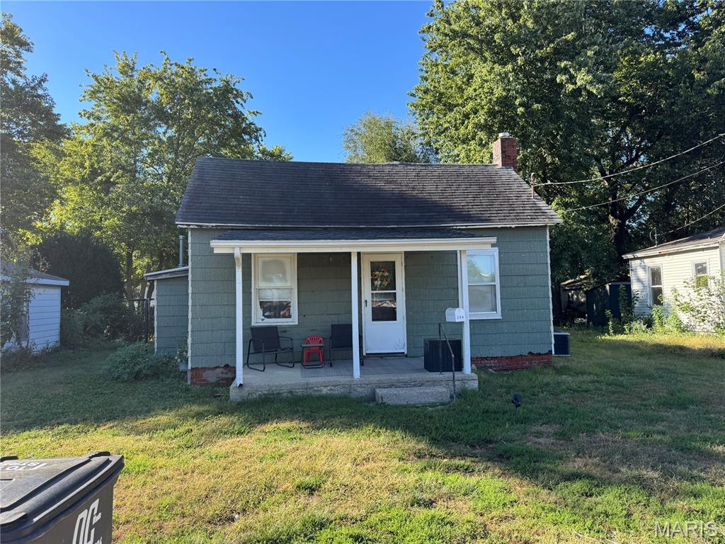 Photo of 204 E Columbia Street Litchfield IL 62056