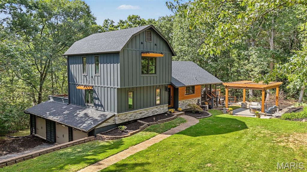 Photo of 4 Wolf Trail Court Defiance MO 63341