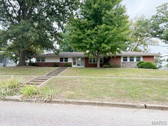 Photo of 134 N Broad Street Hillsboro IL 62049