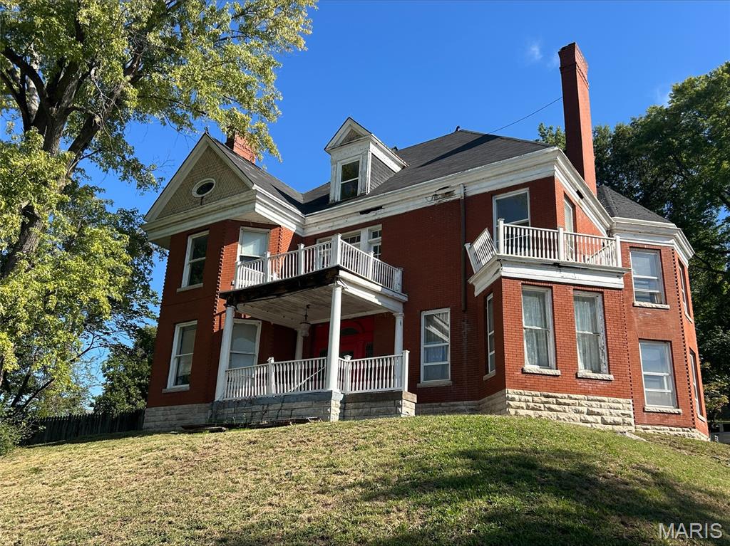 Photo of 601 N 3rd Street Louisiana MO 63353